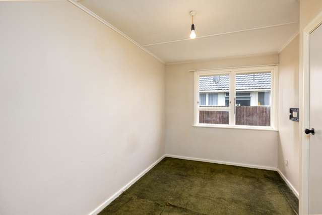 87 Carisbrooke Street Aranui_4