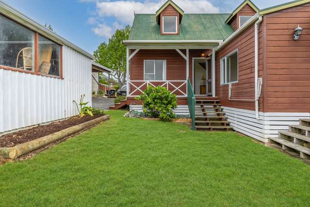 7  &  7A Stirling Street Te Aroha_2