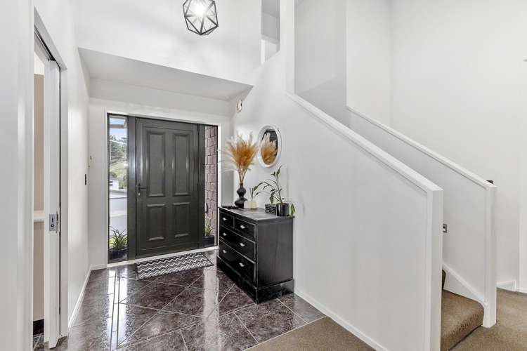 2 Endeavour Drive Whitby_16