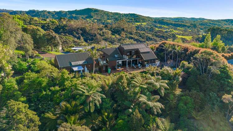 33 Puketaha Road Swanson_40