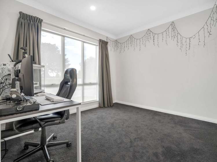 39 Caversham Drive Rototuna_13