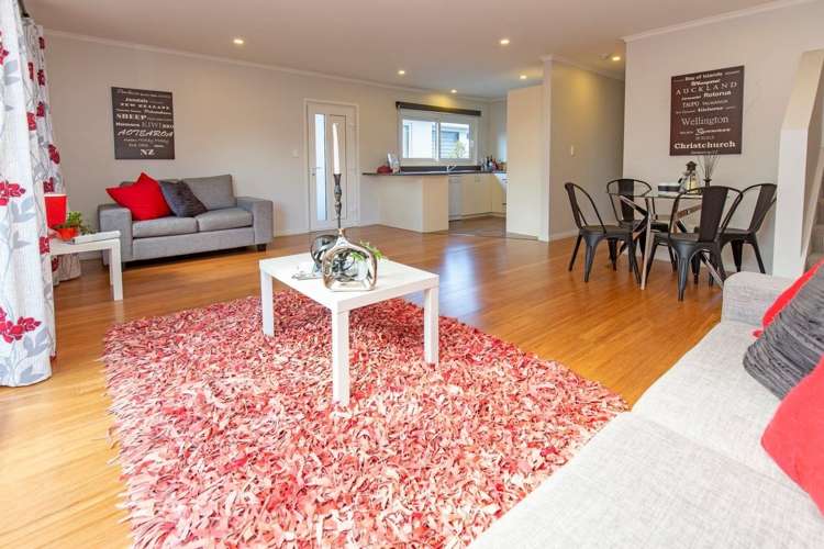 1/672 Whangaparaoa Road Stanmore Bay_3