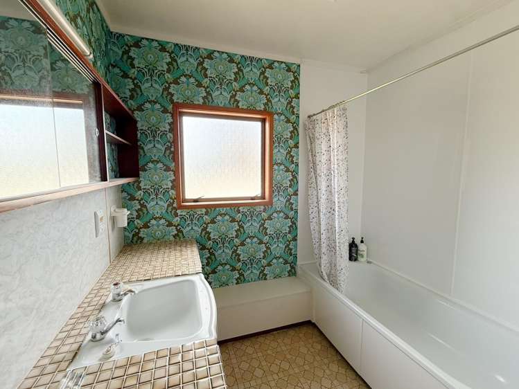 82 Marina Terrace Kinloch_15