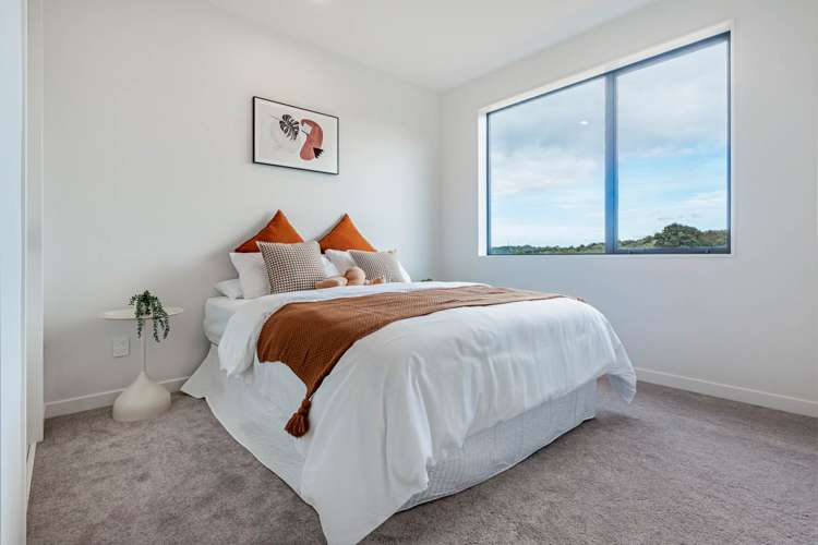 8 Makumaku Place Long Bay_11