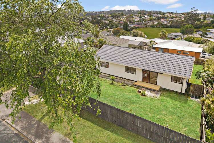 213 Glengarry Road Glen Eden_12