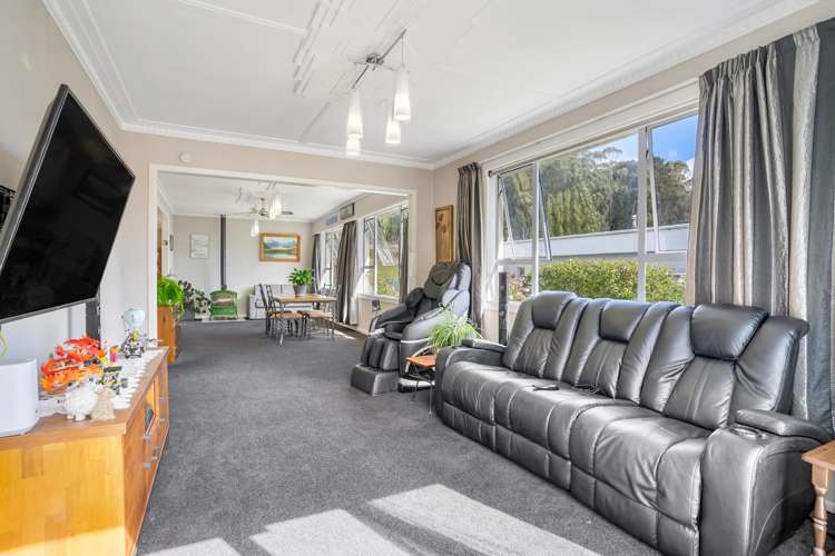 30 and 32 Level Street Dipton_16