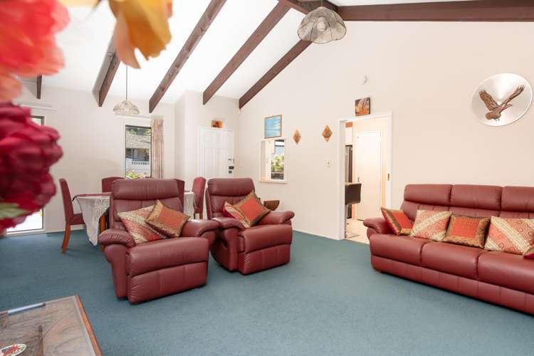 51 Percy Dyett Drive Karori_2