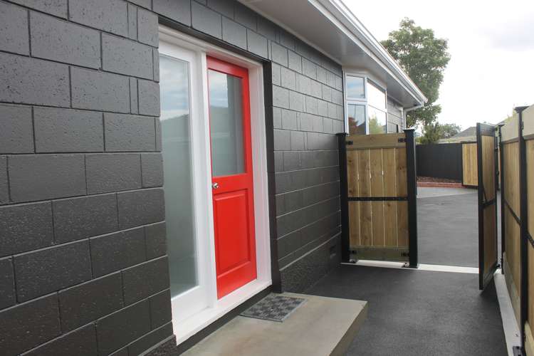 12 Nyoli Street Northcote_18