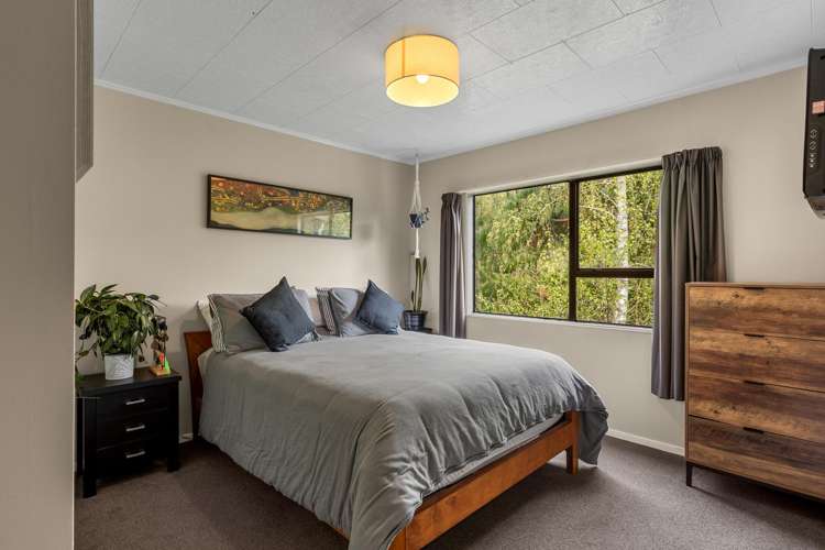 69 Murphy Street Toi Toi_7