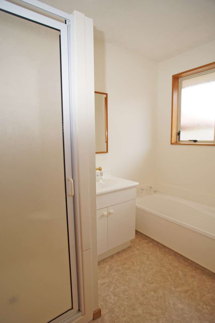 2/43 Peverel Street Riccarton_10