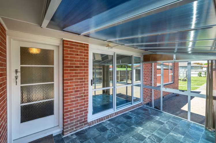 90 Neill Street Hornby_1