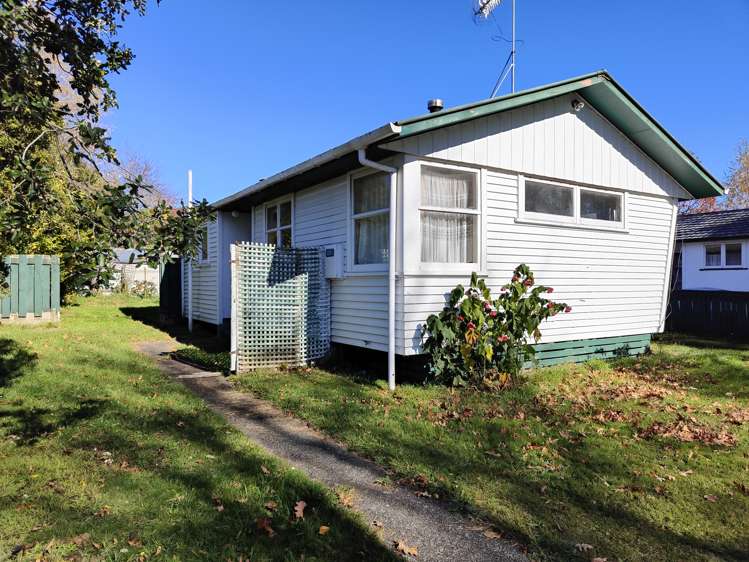 25 Poihaere Street Turangi_2