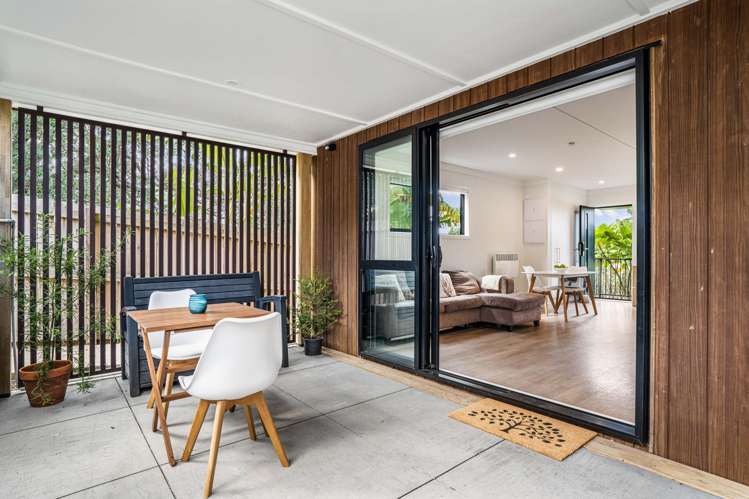 2/141 Wallace Road Mangere Bridge_13