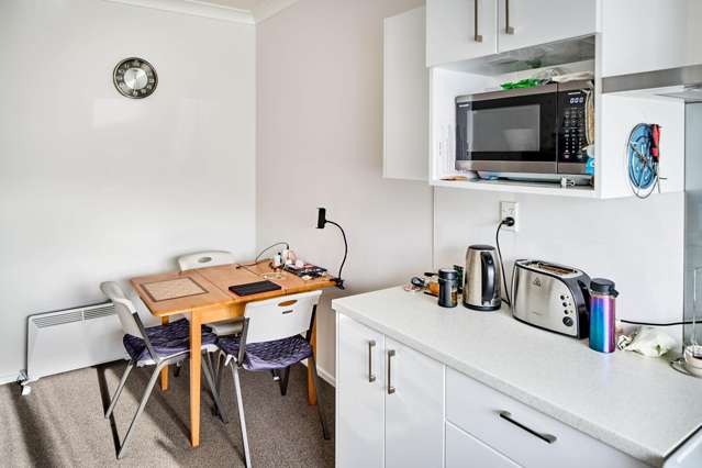 279 Dowse Drive Maungaraki_4