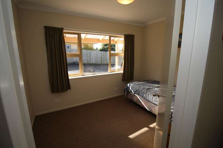 5 Russell Street Marton_10