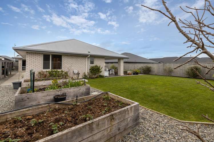 40 Catalina Crescent Burleigh_36