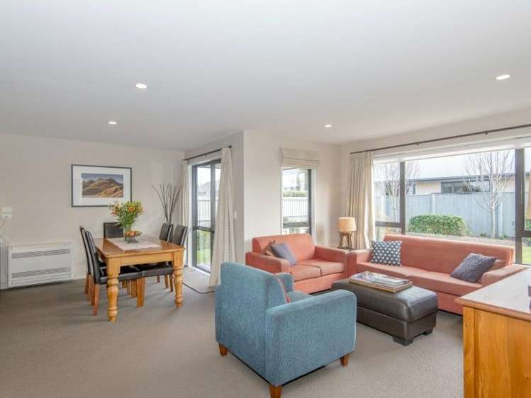 289 Southfield Drive Lincoln_6