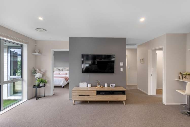 39 Zinnia Way Wigram_6