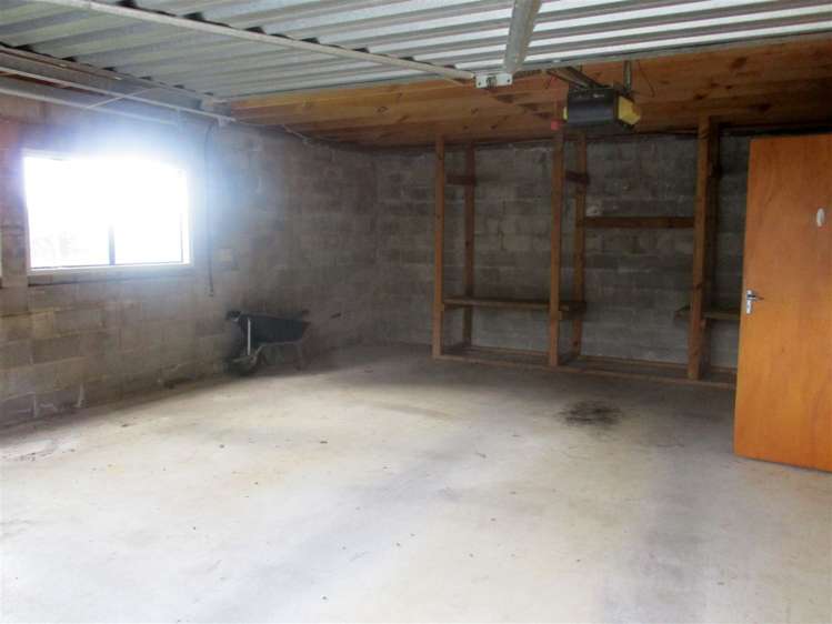 32 Poland Street Waikino_15