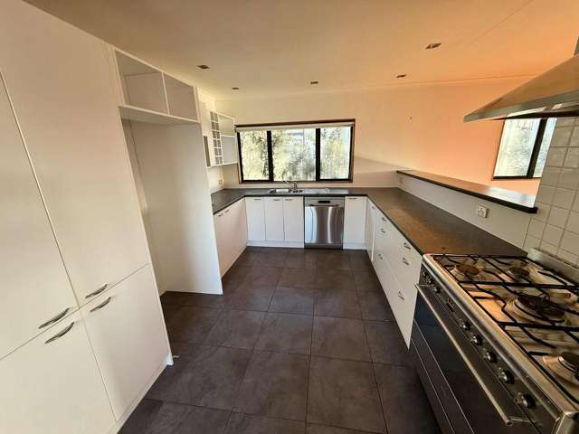 169 Vipond Road Stanmore Bay_3