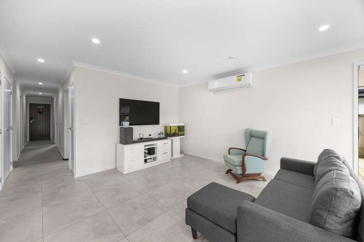 13 Leebank Crescent Riverhead_8