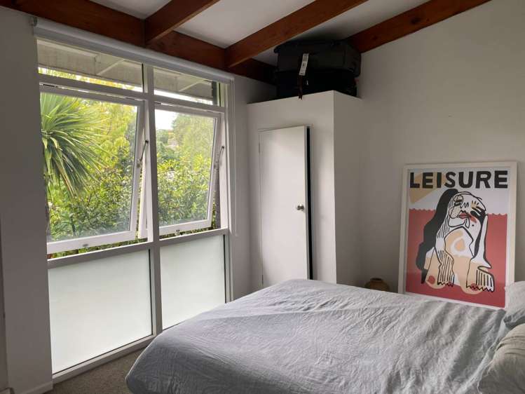 23b De Val Drive Titirangi_5