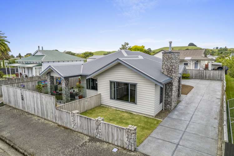 19a Sedcole Street Pahiatua_21