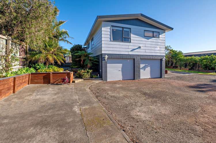 6 The Glebe Coastlands_19