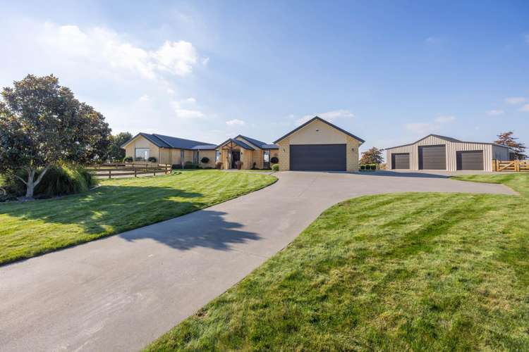 222 Meadway Road Ngahinapouri_35