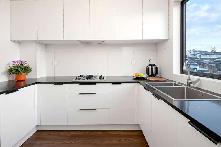 32 McWhirters Farm Lane Massey_18