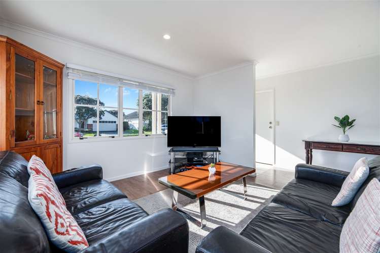 15 Espalier Drive Henderson_18