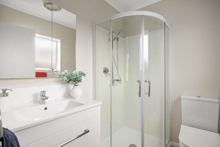 16 Whakaruru Place Matua_11