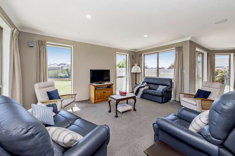 5 Stanwood Grove Darfield_8