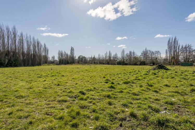 384 Sawyers Arms Road Harewood_1