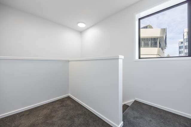 11P/3 Whitaker Place Auckland Central_2