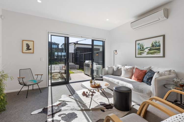 8 Joshua Carder Drive Hobsonville_7