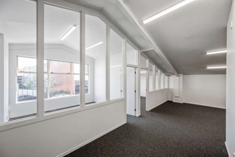 6 Railway Street Newmarket_11