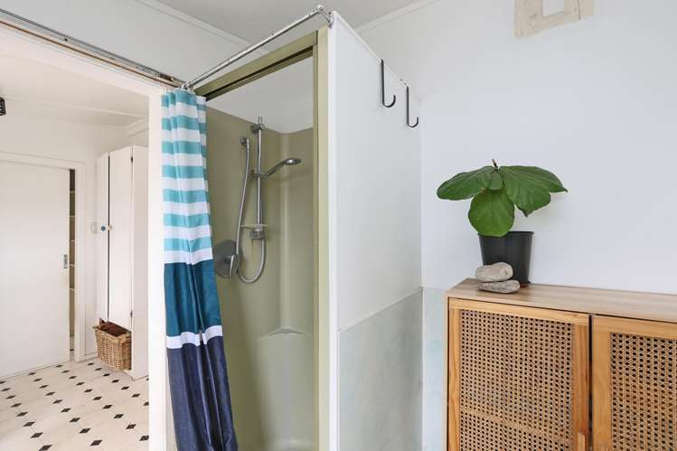 605 Willowpark Road North Hastings_14