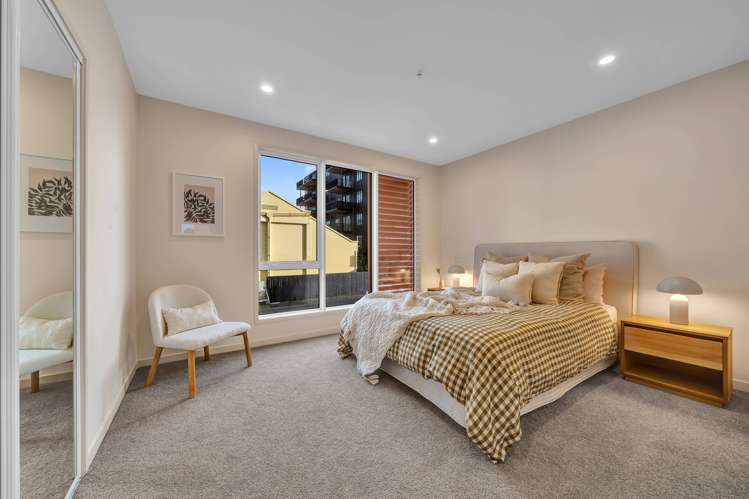 4/27b Hudson Bay Road Hobsonville_9