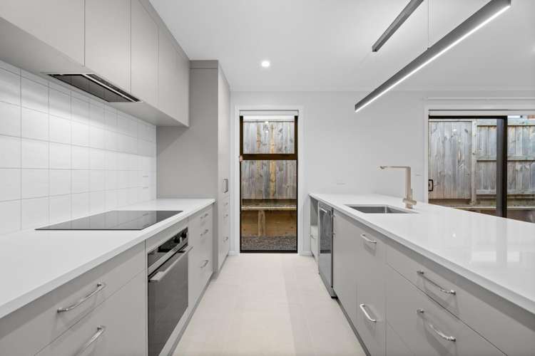 27 Cogar Terrace 1053_3