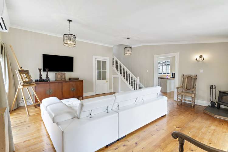 269 High Street North Carterton_16