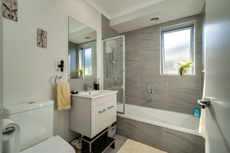 8 Sirocco Place Ohauiti_15