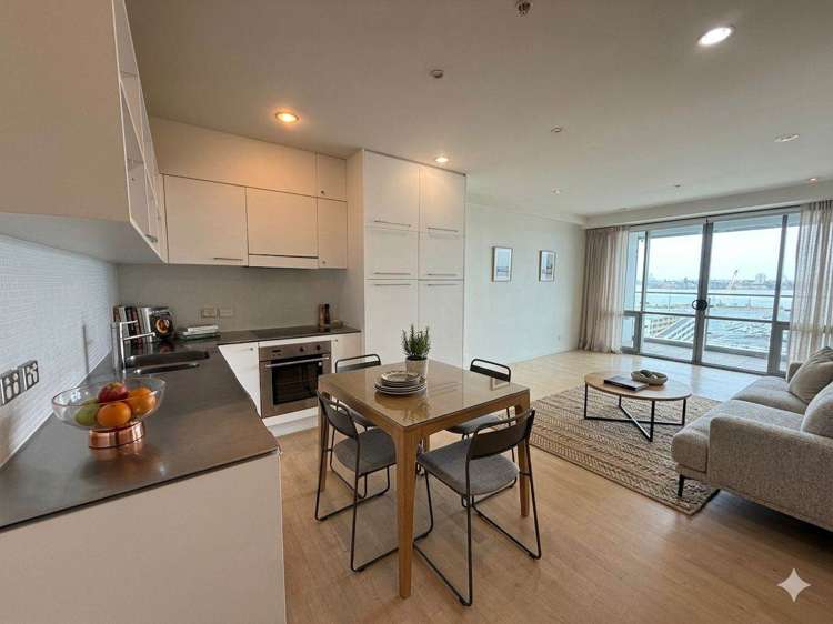 1304/30 Beach Road_2