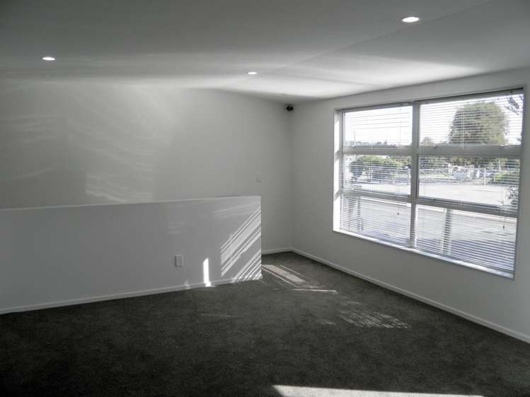 15/27 Waterman Place Ferrymead_7