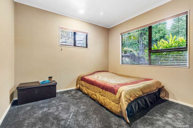 2 Kauri Lane Red Hill_16