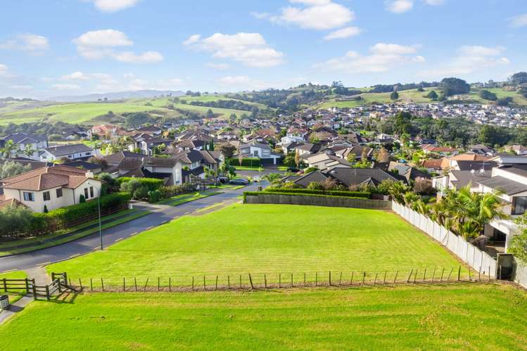 8 Kenley Heights Flat Bush_9