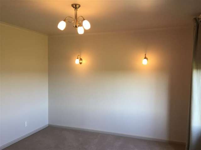 25 Evenden Road 10499_1