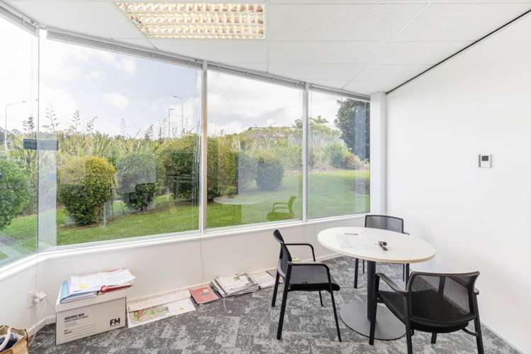 Unit 5/1A William Pickering Drive Rosedale_7