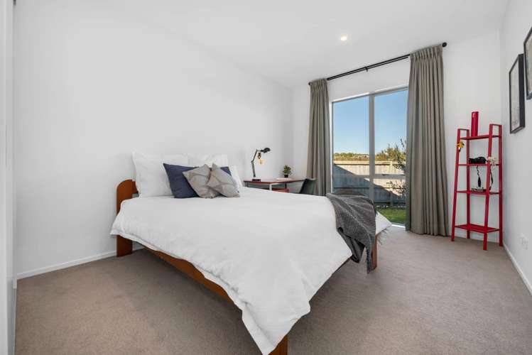24 Marine Garden Crescent Beachlands_13