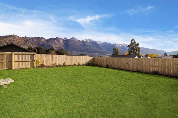 7 Richardson Street Glenorchy_25